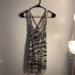 LOVE CULTURE SEQUIN TOP SIZE SMALL